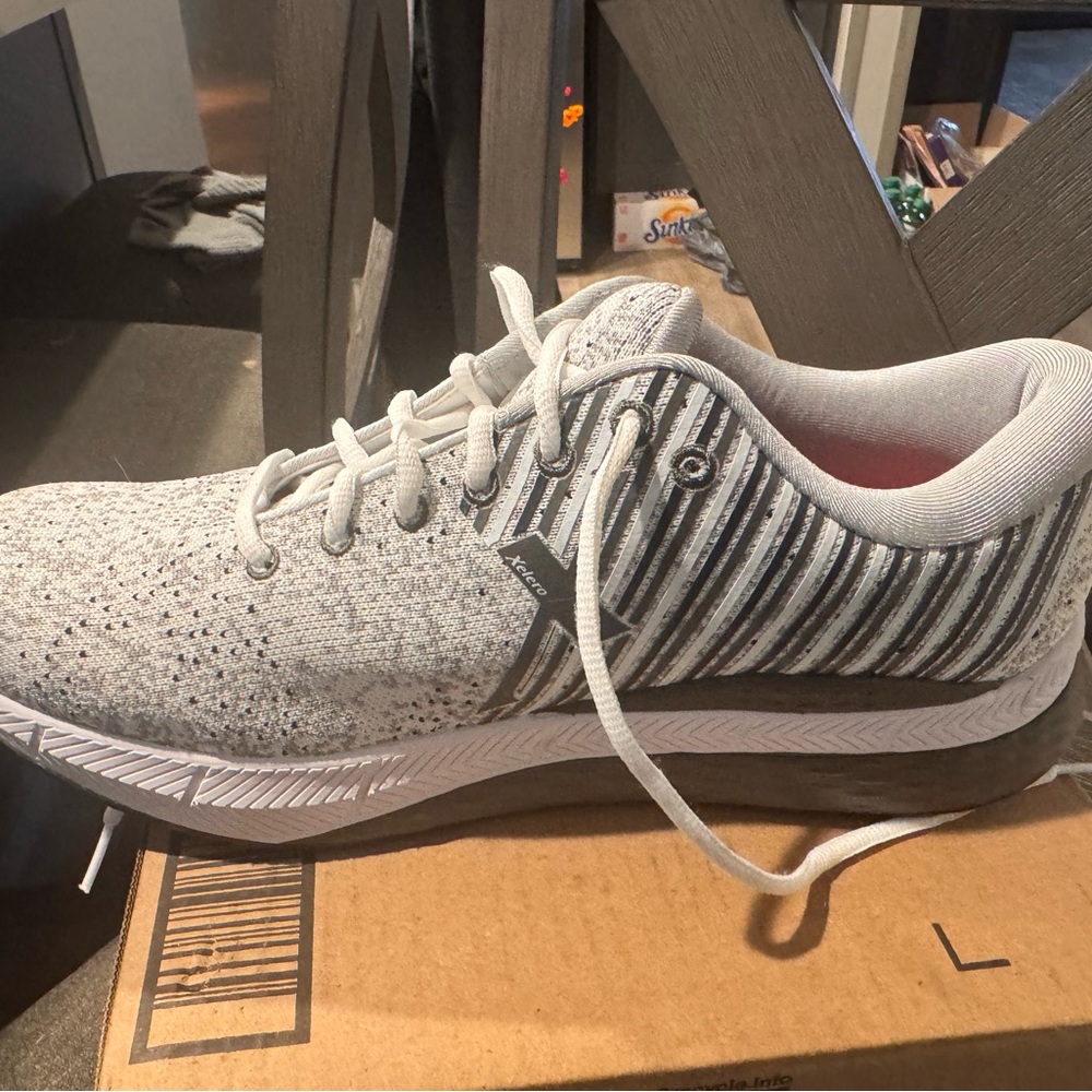 Men's Gray Athletic Shoes